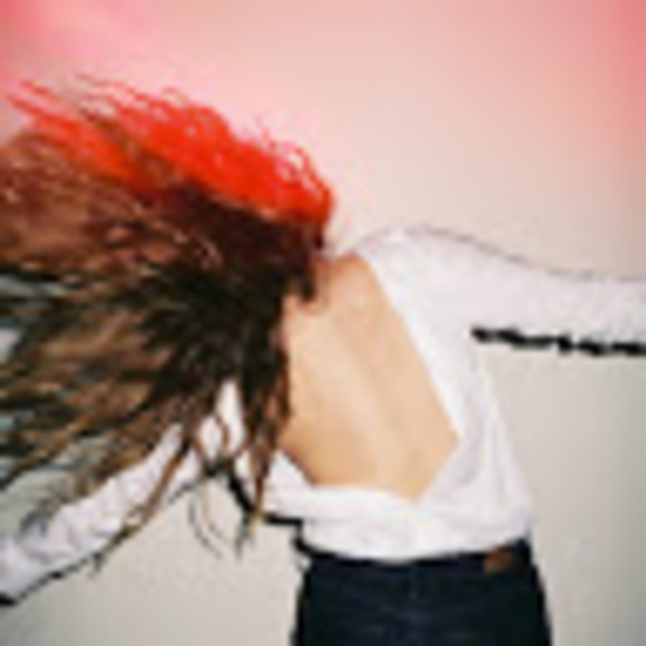 Meet your Posher, Jessica - Picture 1 of 1